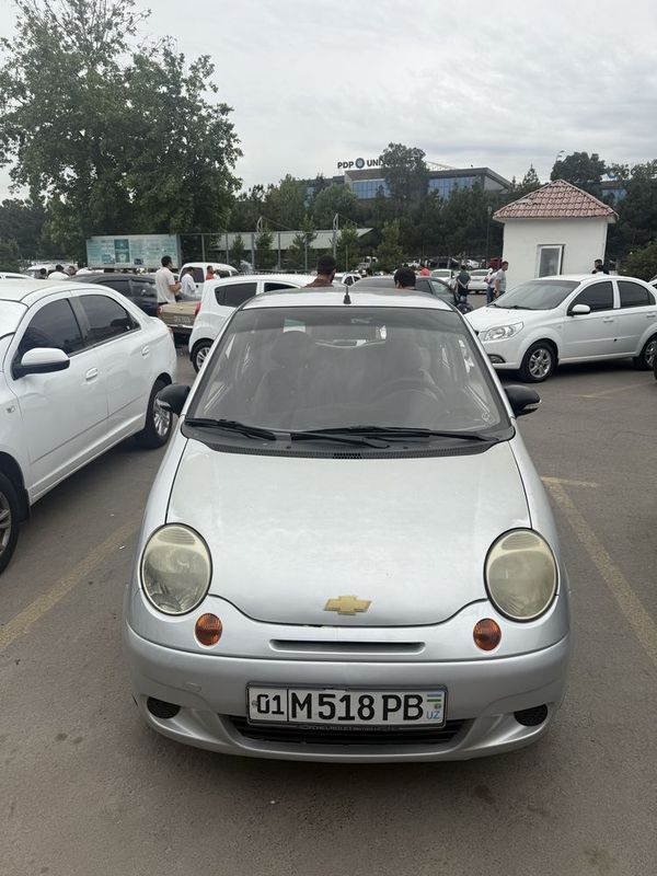 Srochna sotiladi ishi yoq yurib turgan moshina