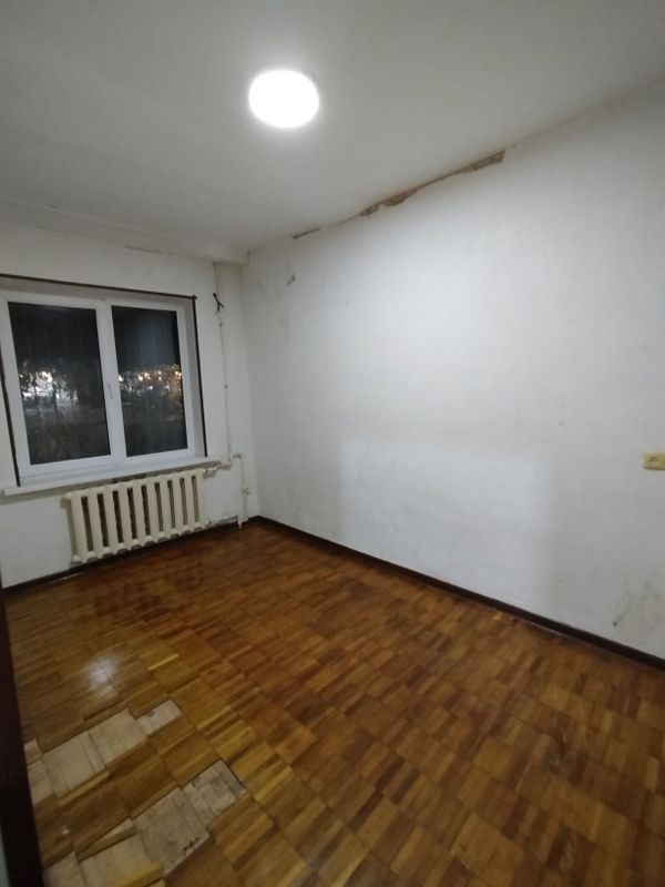 72м² вдоль дороги 3 комнаты без ремонта под офис Чиланзар20 72м² вдоль дороги 3 комнаты без ремонта под офис Чиланзар20