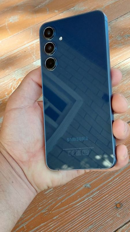 Samsung A55 8.256 sotiladi Samsung A55 8.256 sotiladi