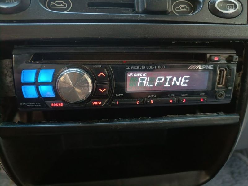 Alpine CDE-110UB