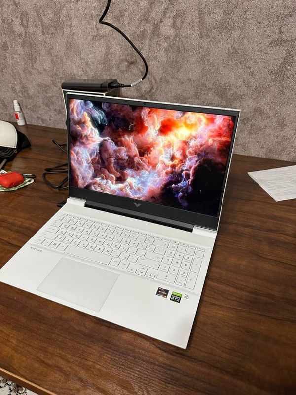 Продам ноутбук HP Victus