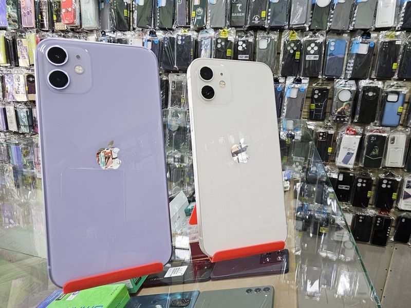 Iphone 11. 88% 128gb Iphone 12.90%64gb. Iphone 11. 88% 128gb Iphone 12.90%64gb.