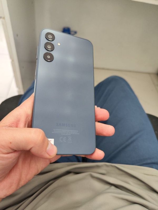 Samsung A25. Deyarli yangi Samsung A25. Deyarli yangi