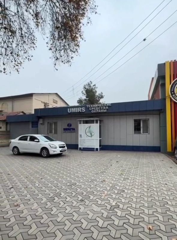 Здание вдоль дороги. Под бизнес.9 сот. 800 м² Центр Луначарского. Здание вдоль дороги. Под бизнес.9 сот. 800 м² Центр Луначарского.