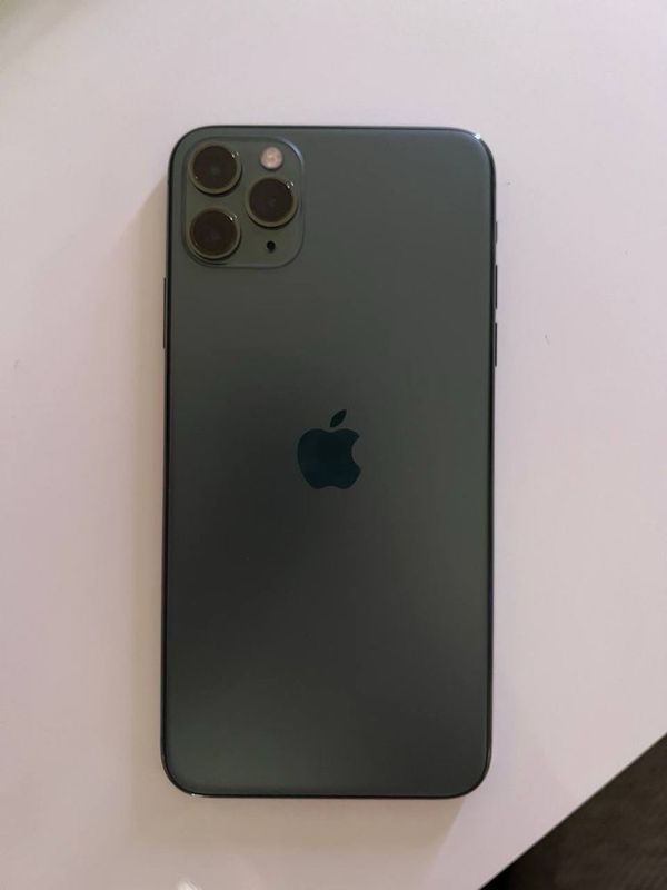 Продам Iphone 11 pro max срочно