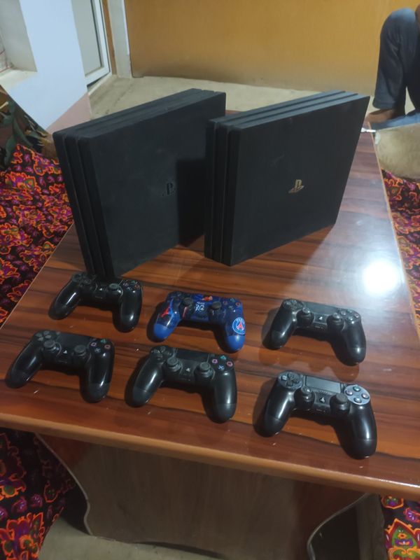 Playstation 4 pro 1 trb yangi Playstation 4 pro 1 trb yangi