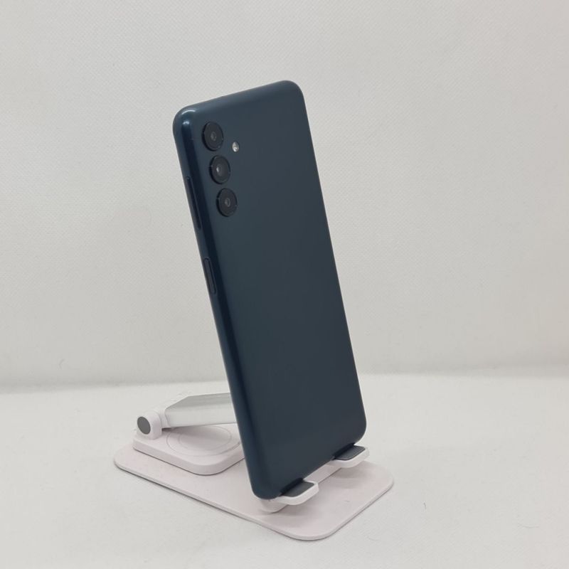 Samsung A04s sotiladi dastavka bor