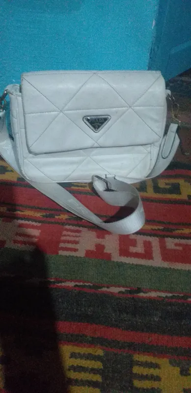 mana bu sumka sotiladi narhi 120minh