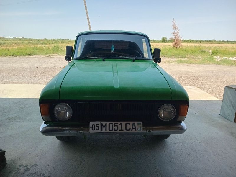 Moskvich kombi yaxshi holatda