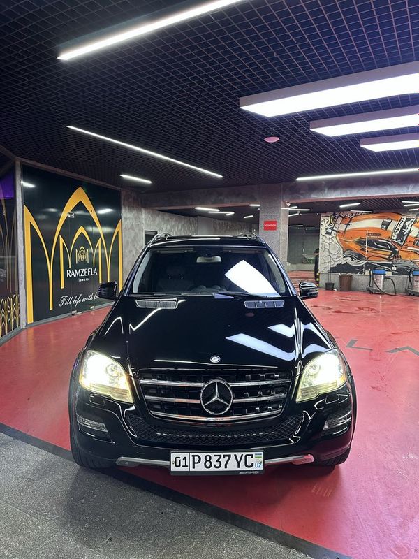 ML 350 ideal xolatda saqlangan 2010 yil 205.000 yurgan radnoy 100% ML 350 ideal xolatda saqlangan 2010 yil 205.000 yurgan radnoy 100%