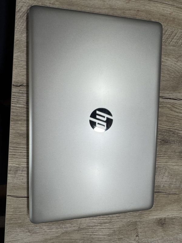 Hp noutbuk Core I3