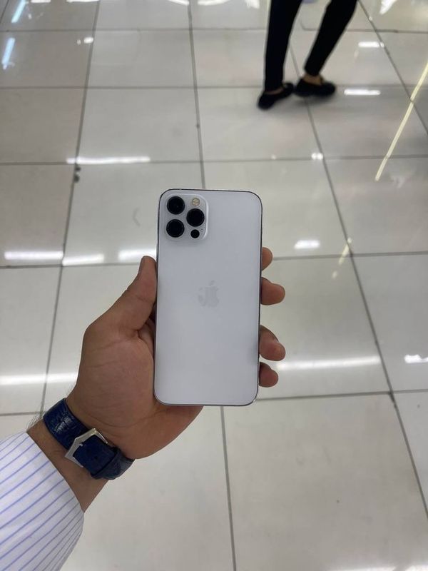 iPhone 12 pro 256gb