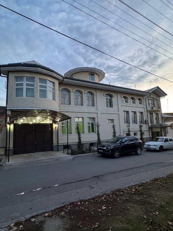 Продажа дома Махалля Камолон Ор-р: Мечеть 8 соток Продажа дома Махалля Камолон Ор-р: Мечеть 8 соток