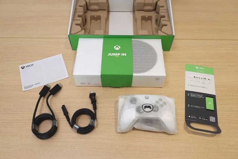 срочно продам контролер от xBox series s/х в идеальном состоянии