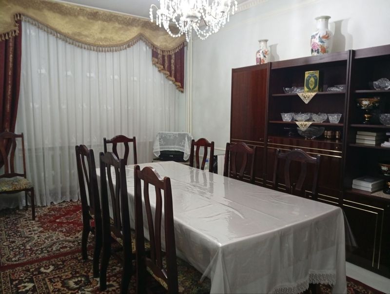 Уй сотилади. Ибнсинода Уй сотилади. Ибнсинода