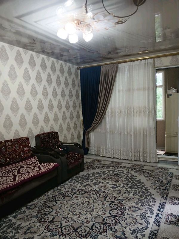 Продаётся Чиланзар 8 2/4/4 Зеркалка. Продаётся Чиланзар 8 2/4/4 Зеркалка.