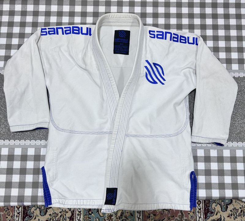 Кимоно (Sanabul)