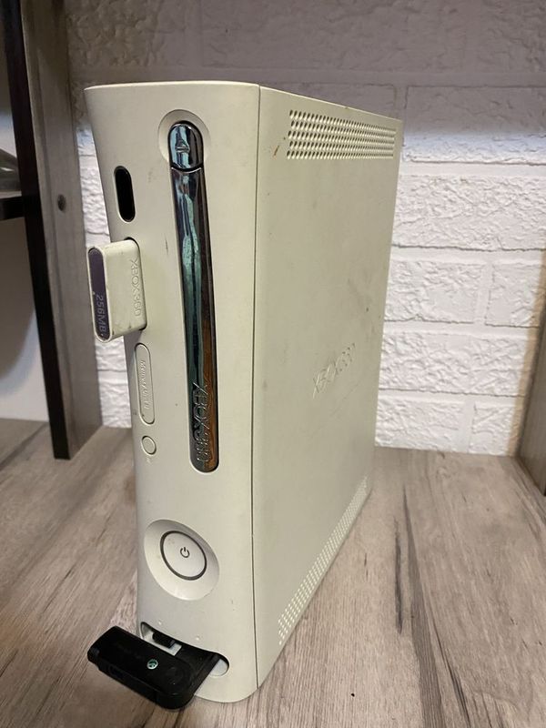 Xbox 360 продаётся