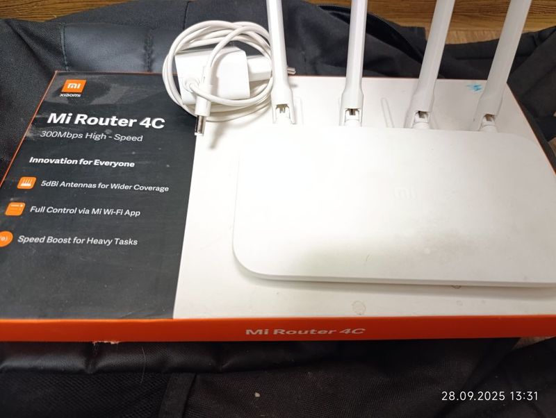 Продается wi-fi Mi router 4C