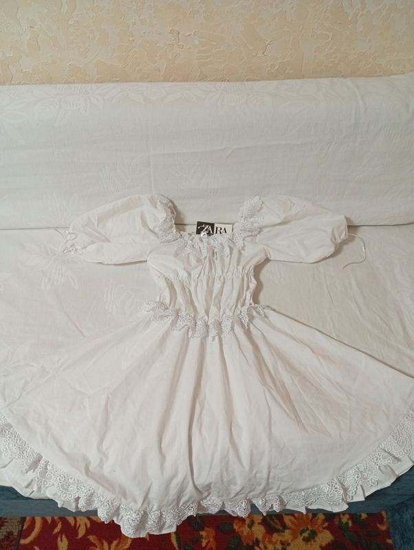 Платье от ZARA
