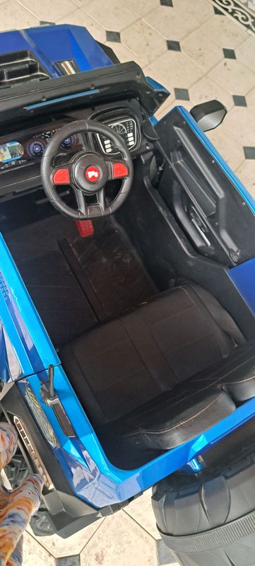 Bolalar o'zi yurar elektronni mashinasi Bolalar o'zi yurar elektronni mashinasi