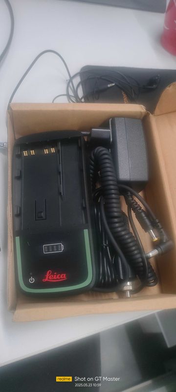 Продам зарядник GKL311 в комплекте от тахометра leica. Продам зарядник GKL311 в комплекте от тахометра leica.