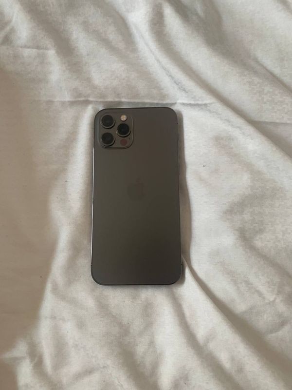 Apple 12pro 79% 256 gb Apple 12pro 79% 256 gb