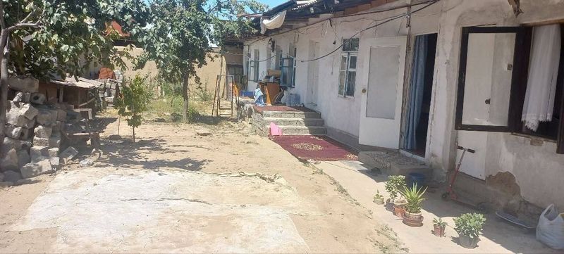 4 sotih howli uchastka sotiladi Komolon mahallasi 4 sotih howli uchastka sotiladi Komolon mahallasi