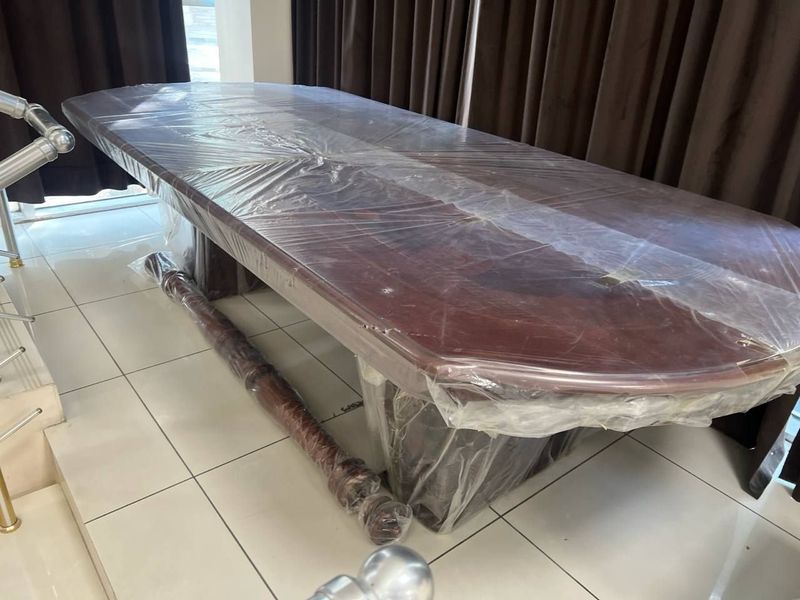 Mebel komplekt sotiladi