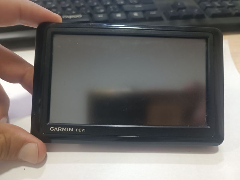 Навигатор Garmin Nuvi 1490LM. Навигатор Garmin Nuvi 1490LM.