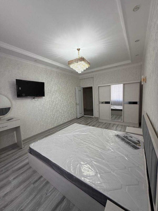 China house,sergeli 2 bekat kv arenda qiz kerak srochna China house,sergeli 2 bekat kv arenda qiz kerak srochna
