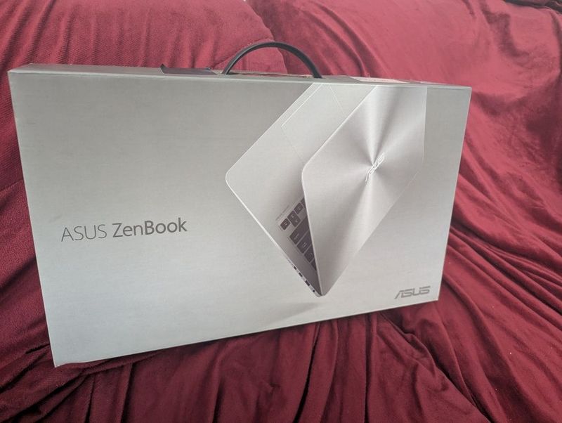 Asus ZenBook 13.3' Asus ZenBook 13.3'