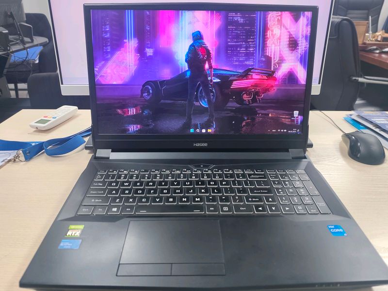 RTX3070 i5 11400 144hz 512 SSD 32 RAM noutbuk RTX3070 i5 11400 144hz 512 SSD 32 RAM noutbuk