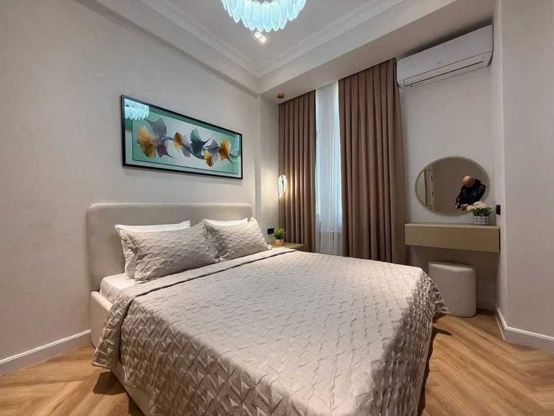 Срочно Сдается Новая 2х ком квартира Ор-р метро Космонавты 887* Срочно Сдается Новая 2х ком квартира Ор-р метро Космонавты 887*