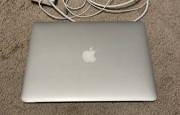 MacBook Air2017 Core i7 512