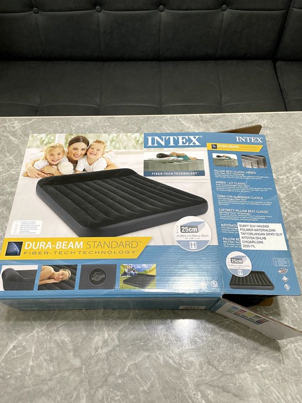 Надувной матрас Intex Dura-Beam + электрический насос Надувной матрас Intex Dura-Beam + электрический насос
