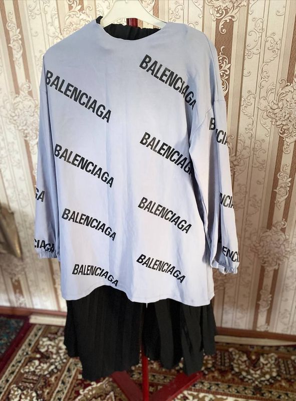 Brend balenciaga dvoyka Brend balenciaga dvoyka