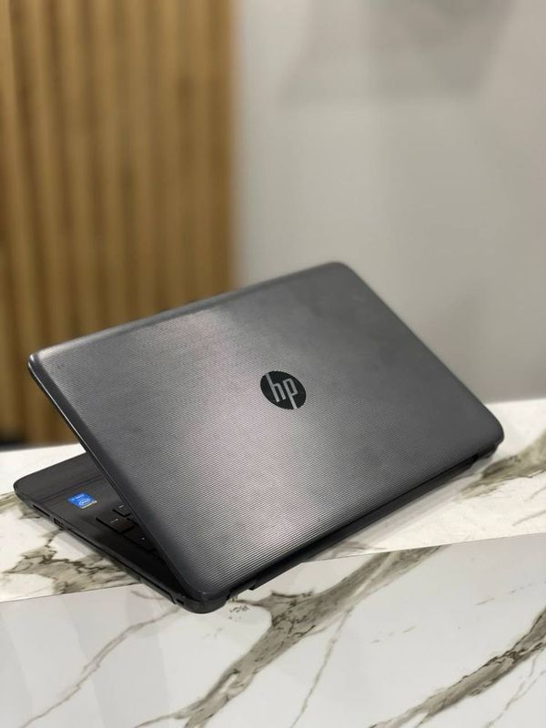 Hp laptop.
