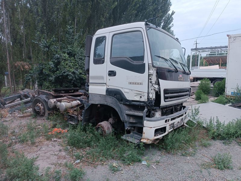 Isuzu sotiladi. Mator karopka bor balolari yoʻg . Isuzu sotiladi. Mator karopka bor balolari yoʻg .