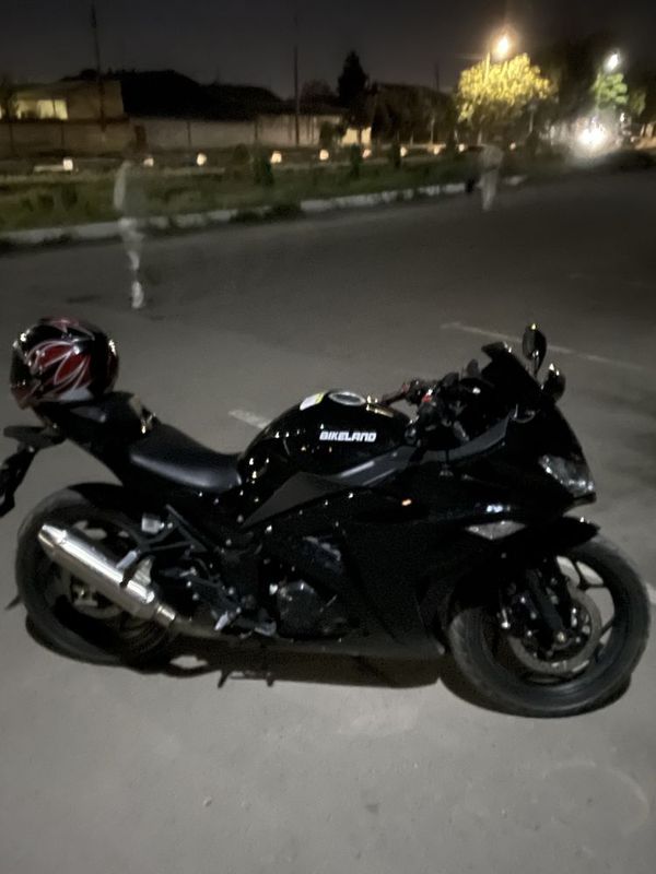 Кавасаки 250 без вложений