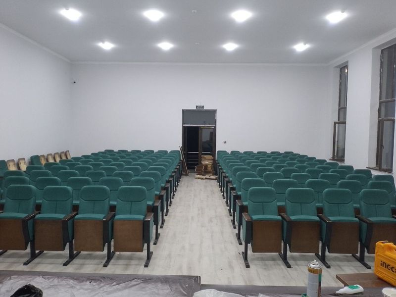 Театральный кресло для активного зала Театральный кресло для активного зала