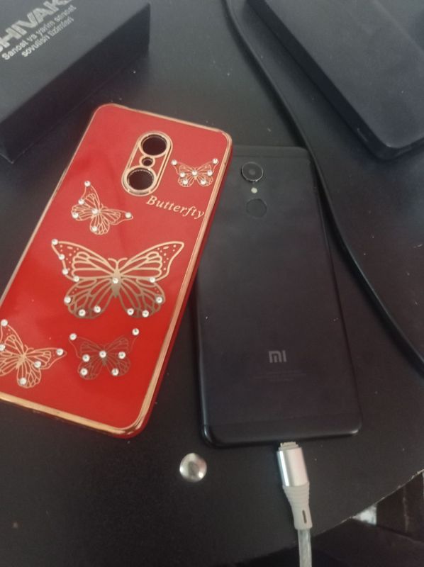Redmi 5 коробка документ бор Redmi 5 коробка документ бор