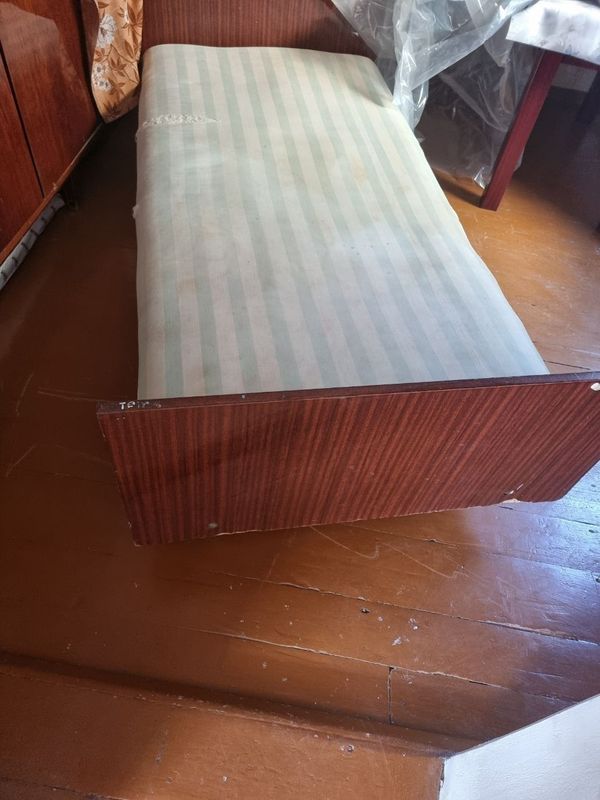 Продам 2 кровати Продам 2 кровати