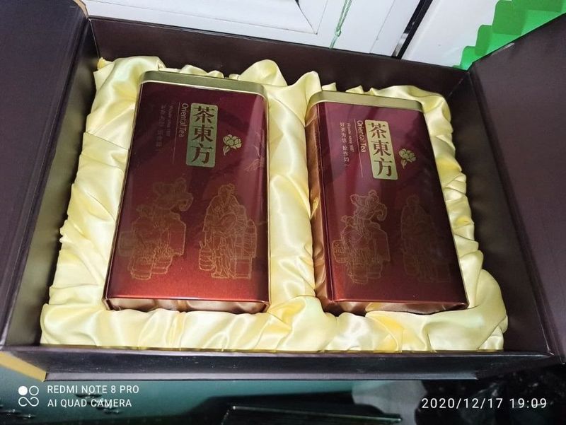 Продам китайский зеленый чай в коробке 1 банка Oriental Tea