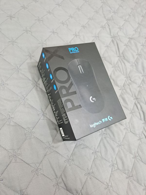 Logitech Superlight 2 Pro Logitech Superlight 2 Pro