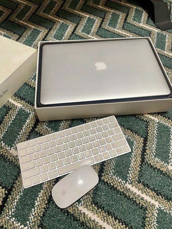 Macbook Pro 15" 16Gb i7 2015 Macbook Pro 15" 16Gb i7 2015