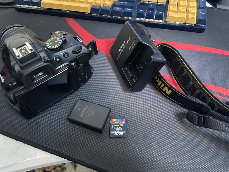 Продаю фотоаппарат Nikon d5100 Продаю фотоаппарат Nikon d5100