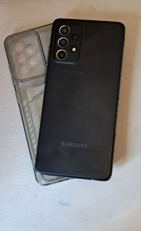 Samsung Galaxy A52 Samsung Galaxy A52