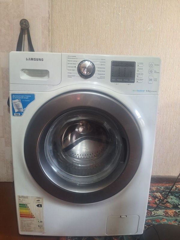 Стиральная машина Samsung Eco Bubble Стиральная машина Samsung Eco Bubble