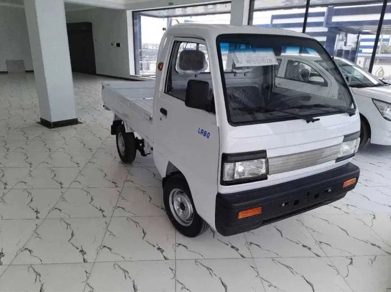 Chevrolet Labo 2023 yangi salondan